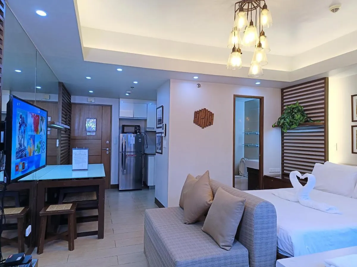 Two Palmtree Villas Across Manila Airport Terminal 3 -Jjrmk Condotel Pasay 0*,