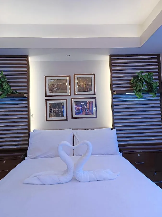 Two Palmtree Villas Across Manila Airport Terminal 3 -Jjrmk Condotel Pasay Aparthotel