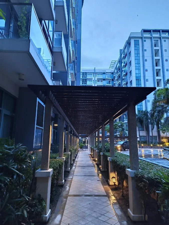 Aparthotel Two Palmtree Villas Across Manila Airport Terminal 3 -Jjrmk Condotel Pasay Philippines