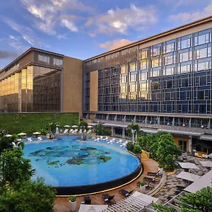 מלון Hilton Manila, פאסאי
