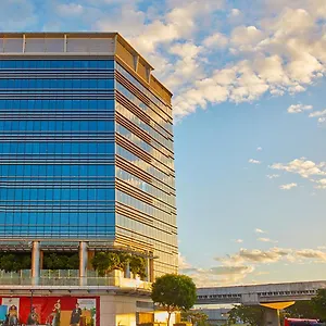 מלון Savoy Manila, פאסאי